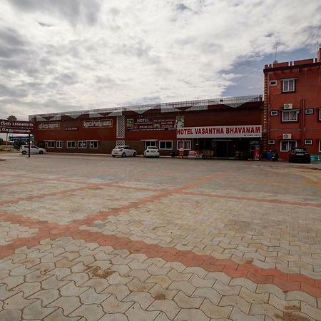 Oyo 42678 Hotel Vasantha Bhavanam Saver Kójamputtúr Exteriér fotografie