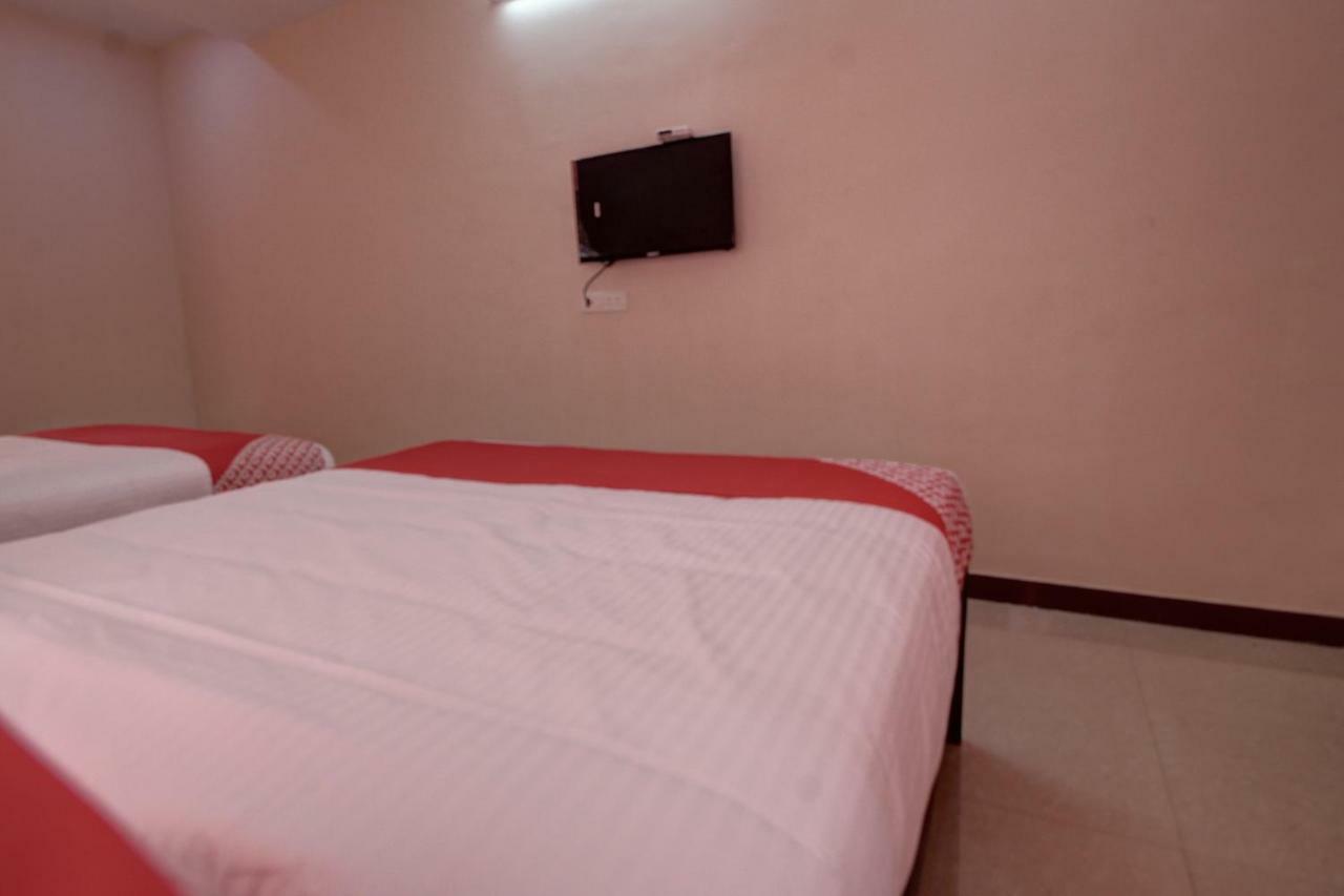 Oyo 42678 Hotel Vasantha Bhavanam Saver Kójamputtúr Exteriér fotografie