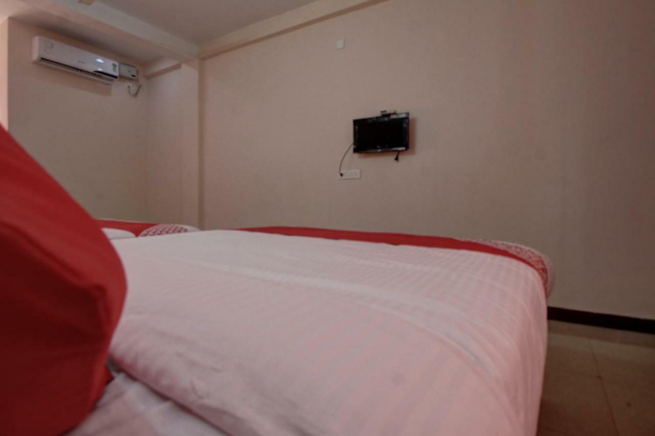 Oyo 42678 Hotel Vasantha Bhavanam Saver Kójamputtúr Exteriér fotografie