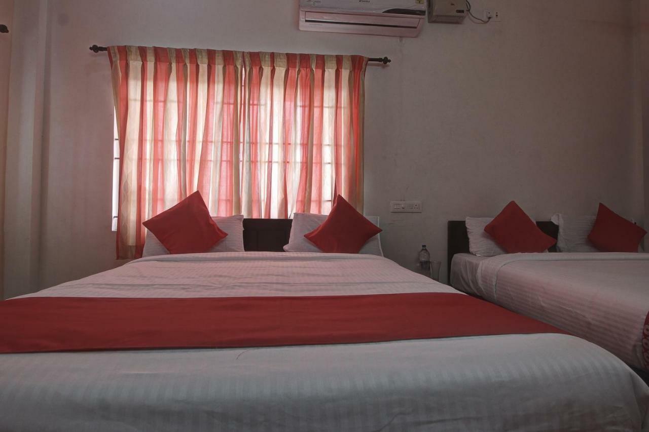 Oyo 42678 Hotel Vasantha Bhavanam Saver Kójamputtúr Exteriér fotografie